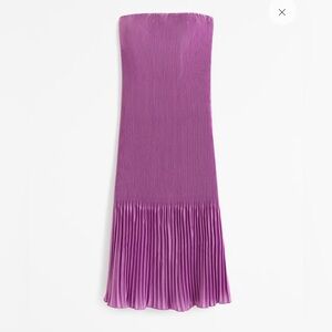 Giselle Pleat Release Midi Dress